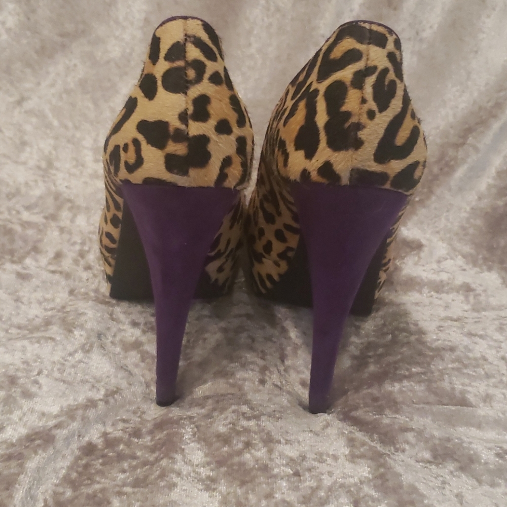 Shoes - Picture 4 of 4